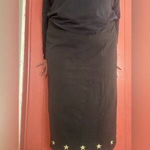 Black skirt with bordered star design